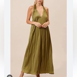 LucyParis Blyth Pleated Dress XS in Olive